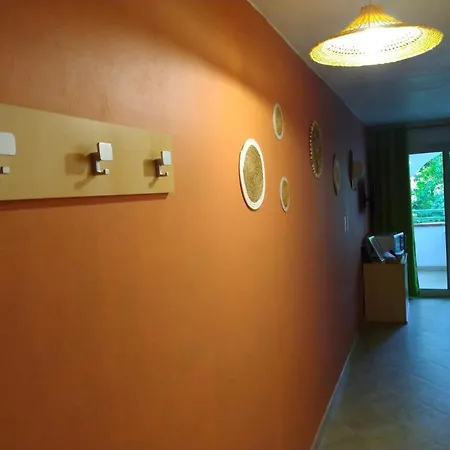 La Corse Tranquille 300m De La Et Piscine Apartament *